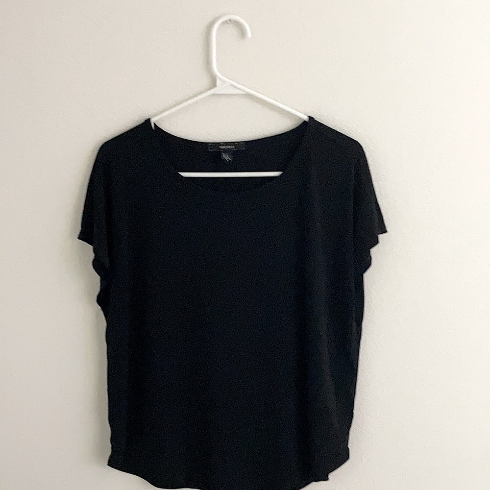 Black t shirt